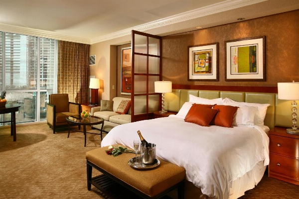 Luxury Suites International at The Signature image 2